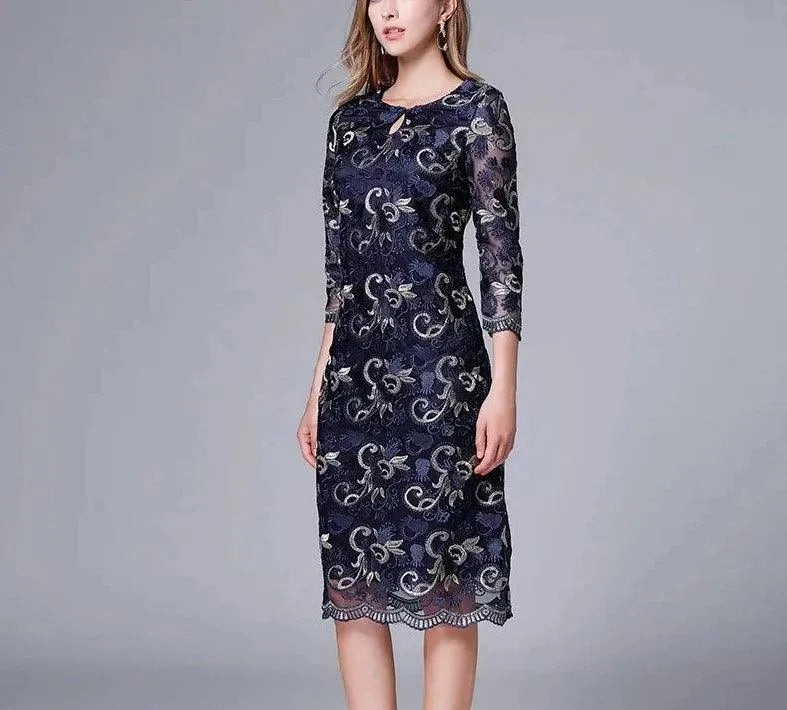 Buy Vintage Three-Quarter Floral Loose Dress