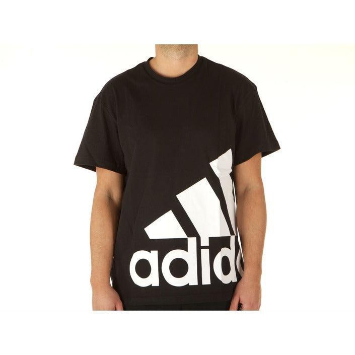 Man wearing black Adidas logo t-shirt, premium streetwear at GUOCALI Paris