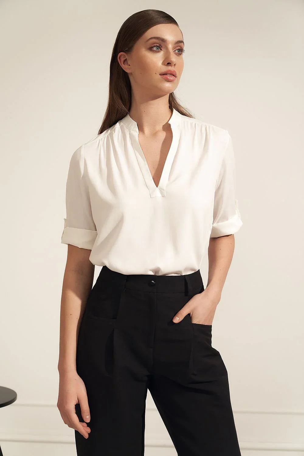 Women Blouse – Lightweight – Rolled-Up Sleeves