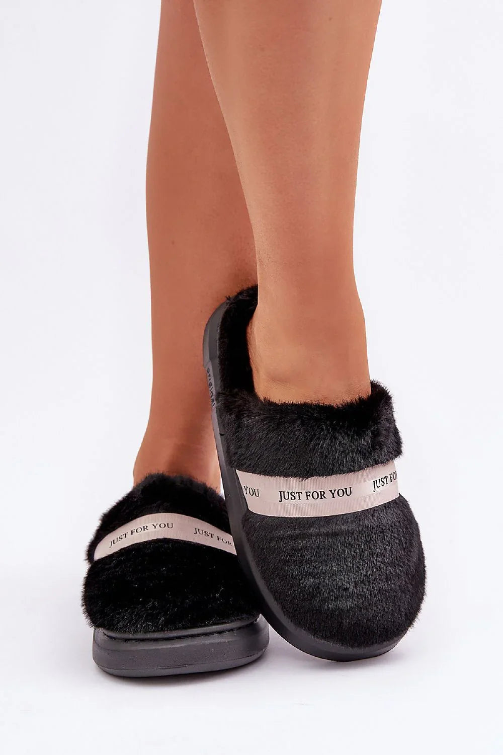 Women Classic Insulated Slippers