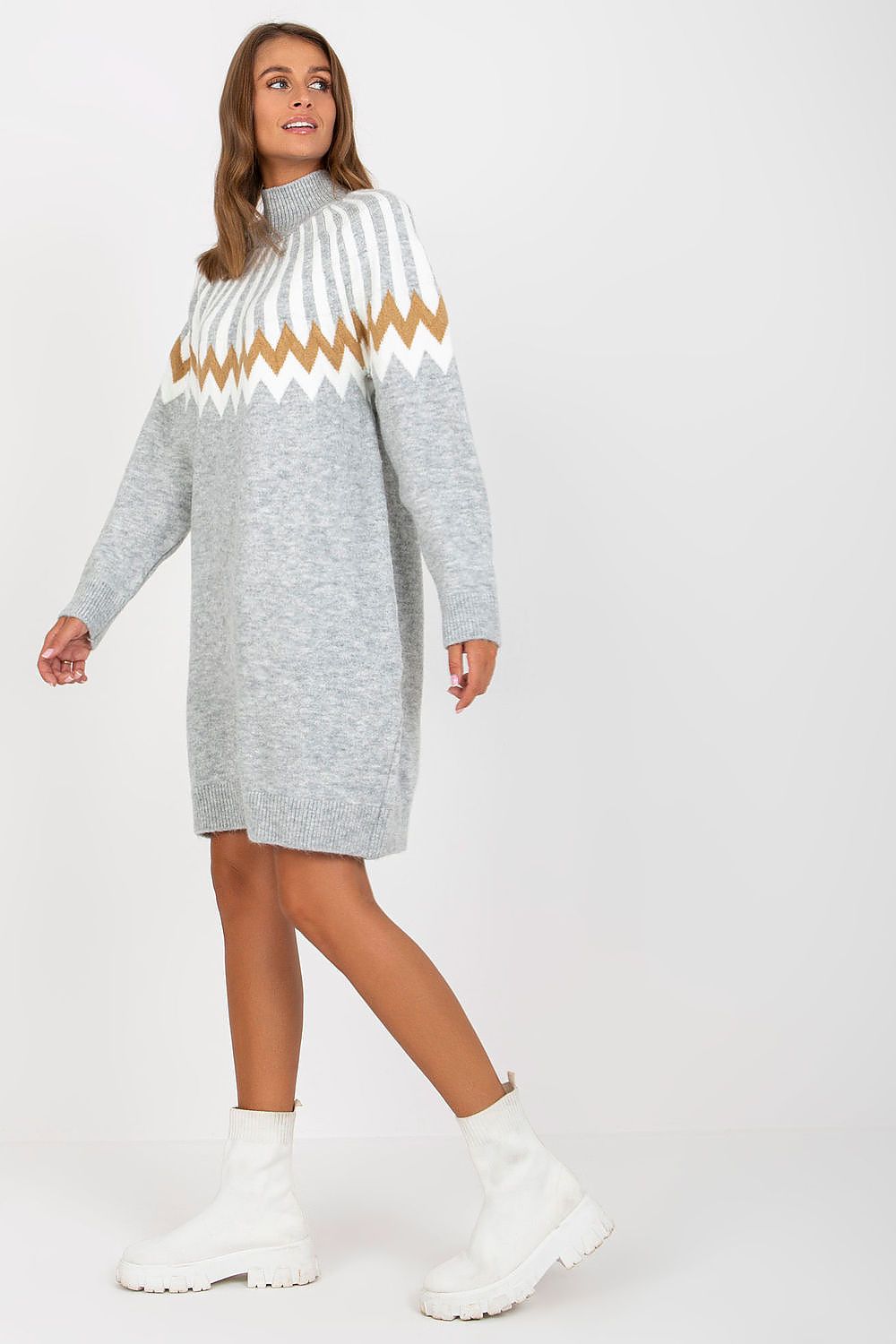 Women's Above Knee Day Dress – Relaxed With Long Sleeves