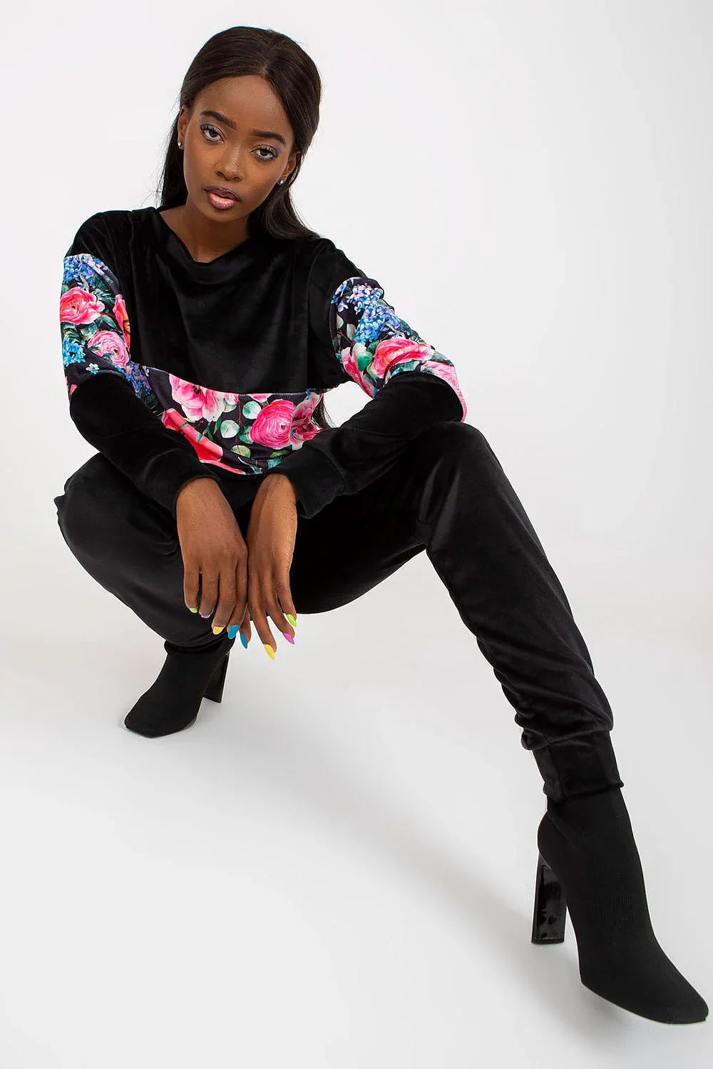 Women’s Floral Sweatshirt and Straight Leg Pants Set