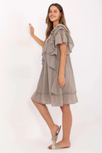 Women's Knee-Length Day Dress – Oversized With Short Sleeves