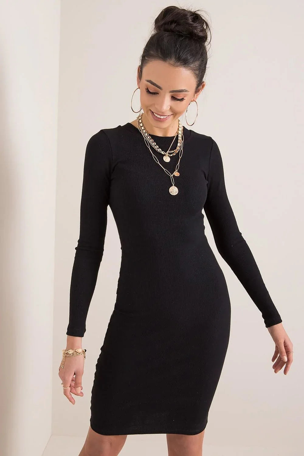 Women's Knee-Length Day Dress – Slim With Long Sleeves