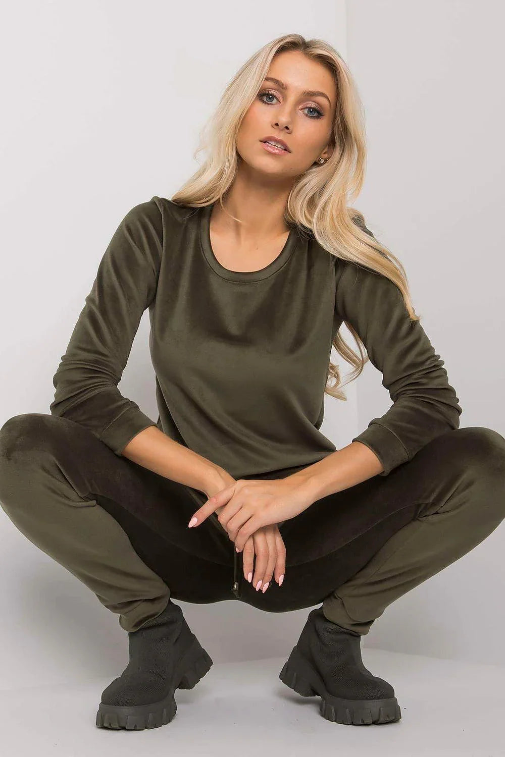Women’s Soft Touch Blouse and Straight Leg Pants Set