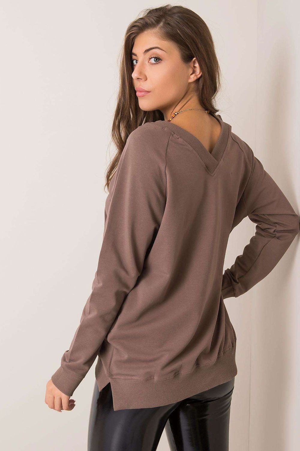 Women’s Sweatshirt - Crew-Neck With Relaxed Fit