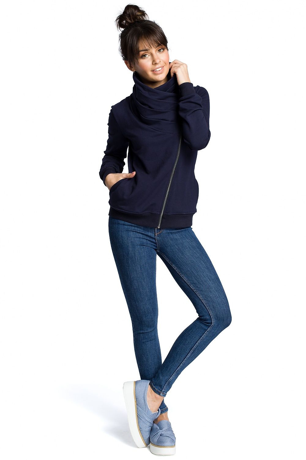 Women's Sweatshirt - Mock-neck With Regular Fit