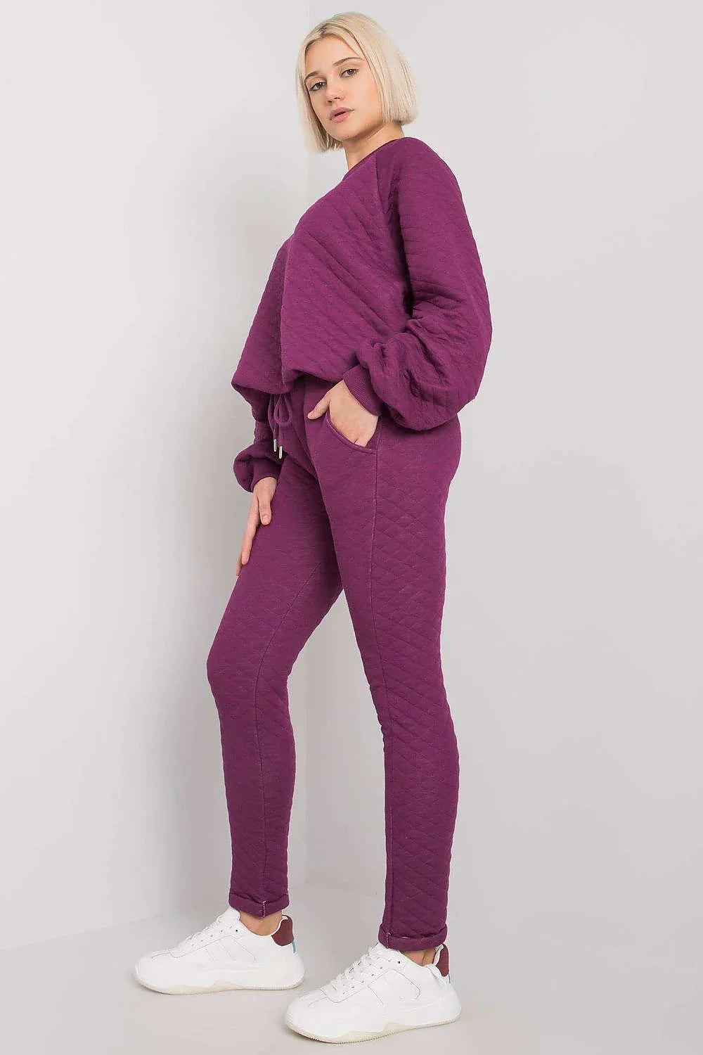 Women’s Textured Sweatshirt and Straight Leg Pants Set