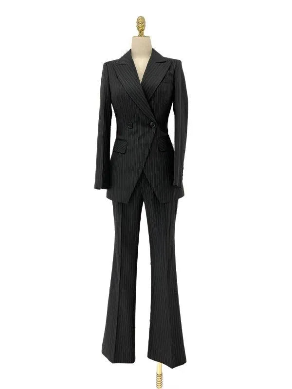 Chic Professional Women's Pant Suit - Striped Double-Breasted