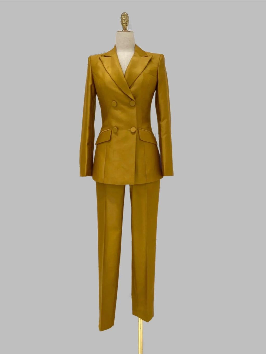 Chic Women's Pant Suit - Solid Double-Breasted - Gold