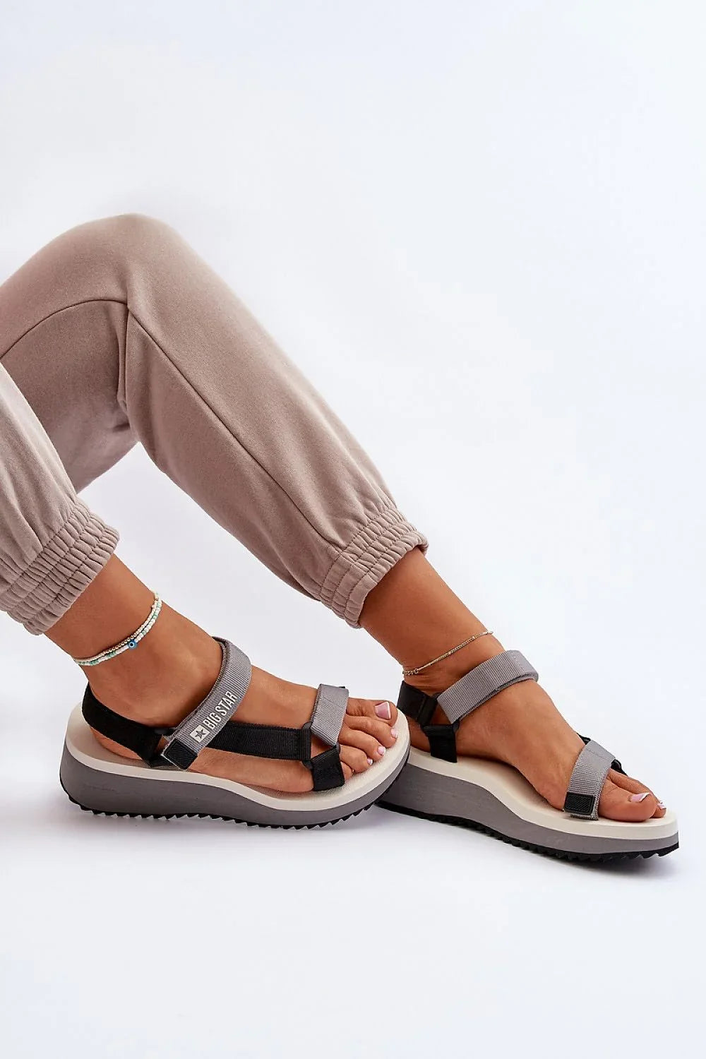  Buskin model 198803 Step in style 
