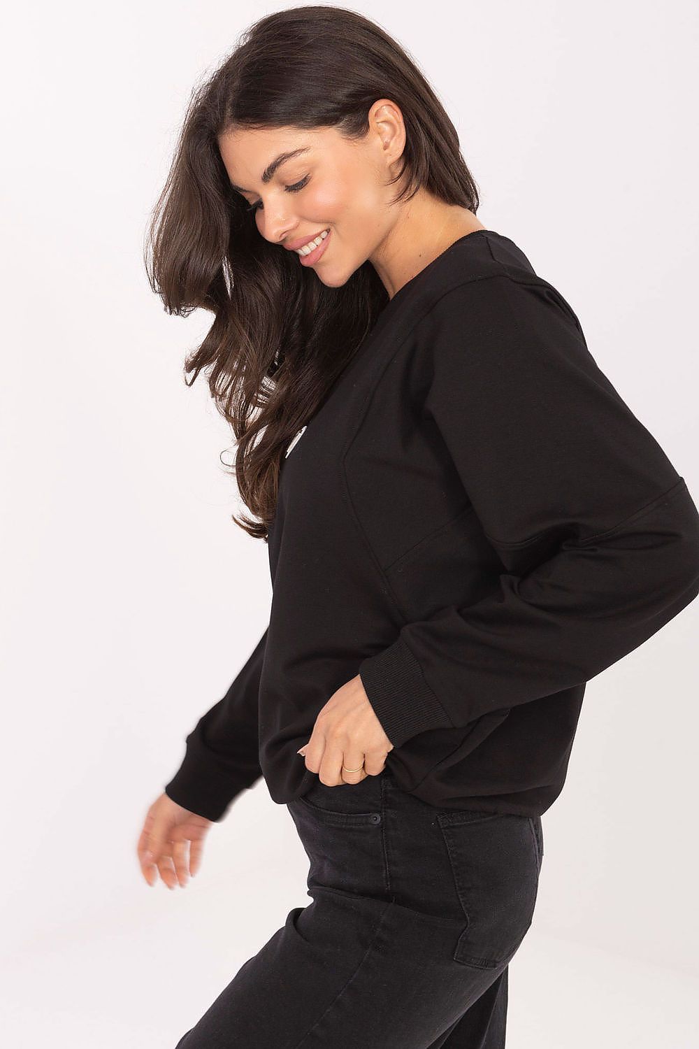 Women's Sweatshirt - Crew-Neck With Regular Fit