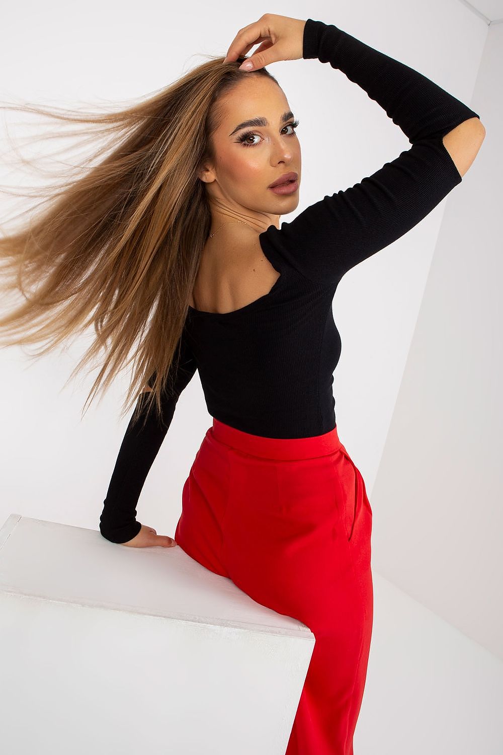 Women's Boat-Neck Blouse - Solid Waist Length