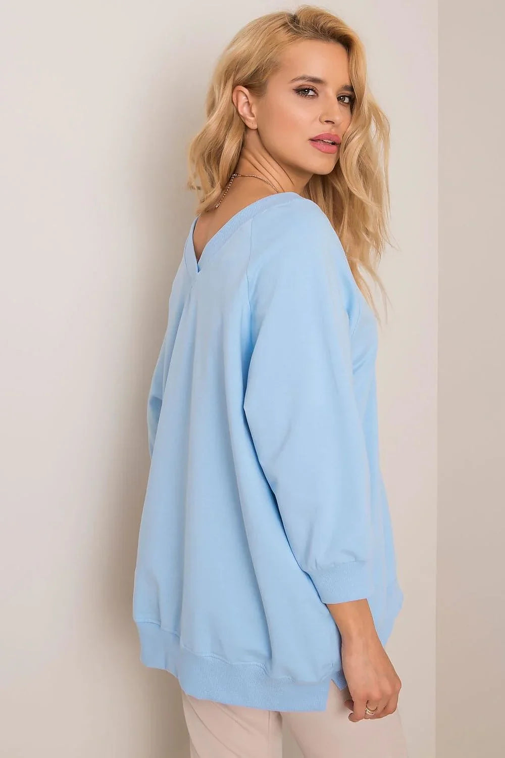 Women's Sweatshirt - V-Neck With Oversized Fit