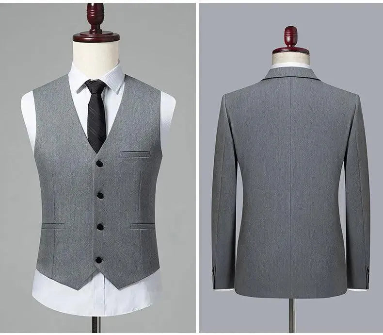 Elegant Men’s Suit - Solid Double-Breasted