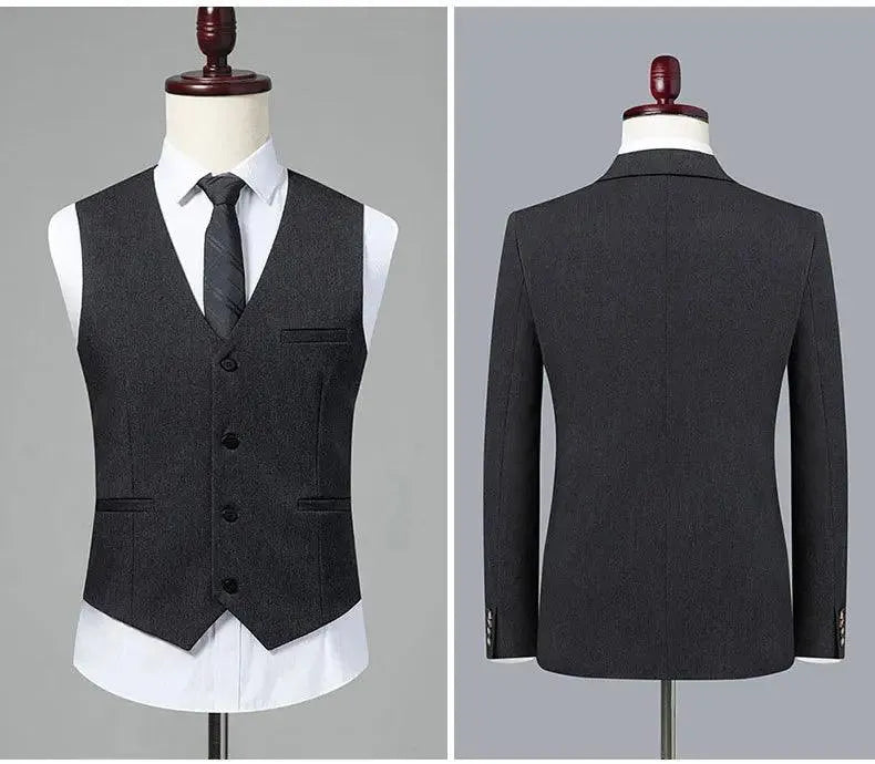 Elegant Men’s Suit - Solid Double-Breasted