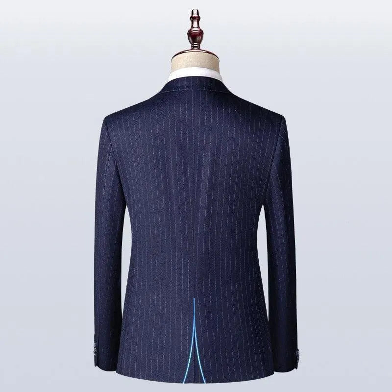 Elegant Men’s Suit - Striped Single-Breasted - Navy