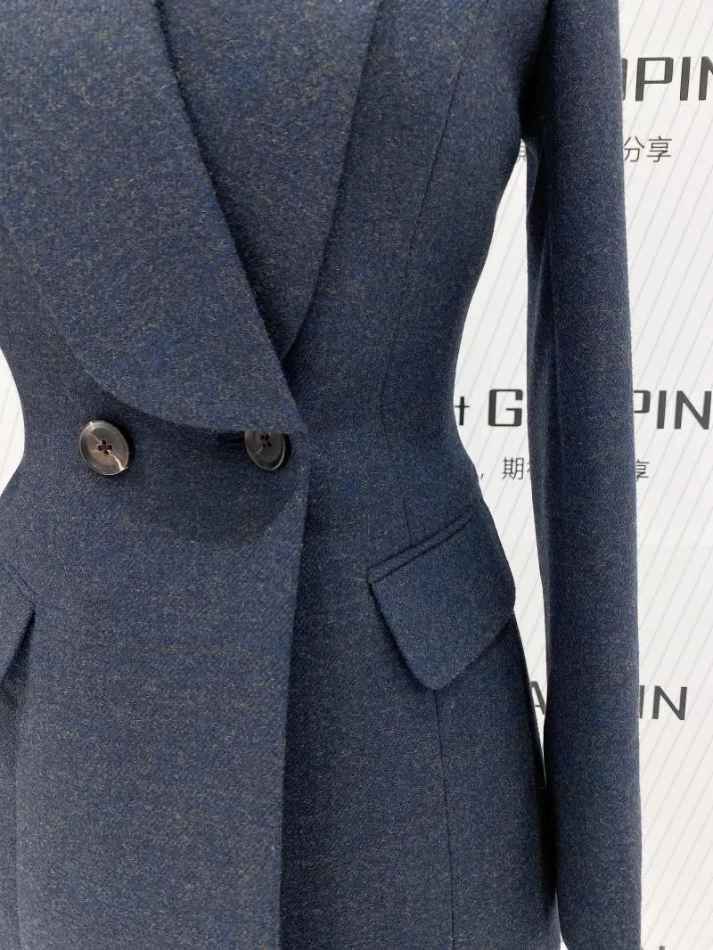 Elegant Women's Pant Suit - Solid Double-Breasted - Navy