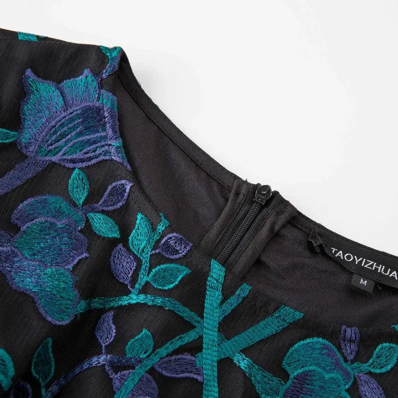 Embroidered Three-Quarter Knee-Length Lace Dress -Guocali