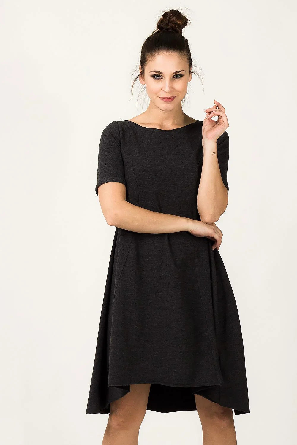 Minimalist Boat Neck Short Sleeves Day Dress