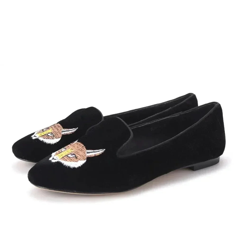 Vixen Velvet Embroidered Women's Loafers -Guocali