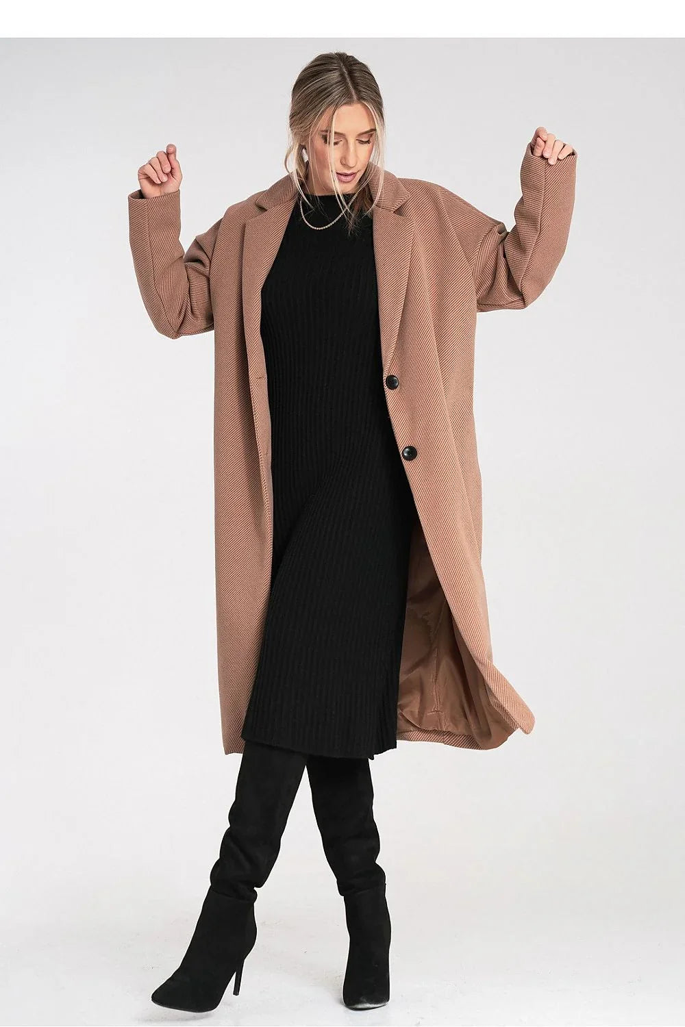 Women's Overcoat - With Pockets Minimalist, Chic