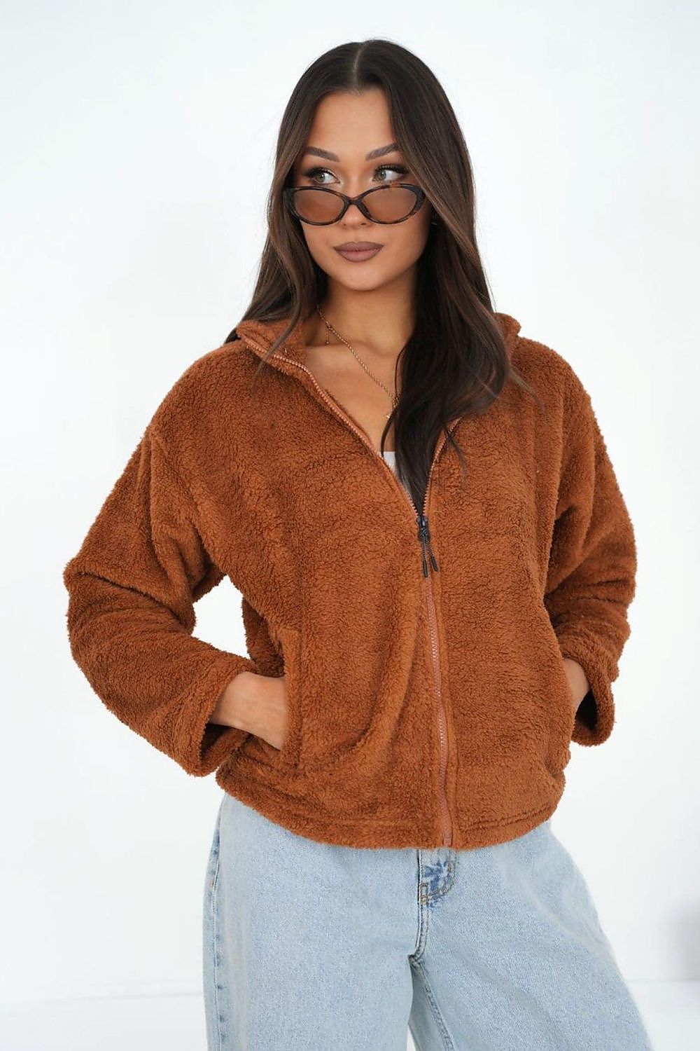 Women's sweatshirt brown teddy fleece full zip front view